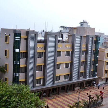 Hotel Yogiraj Shirdi Exterior foto